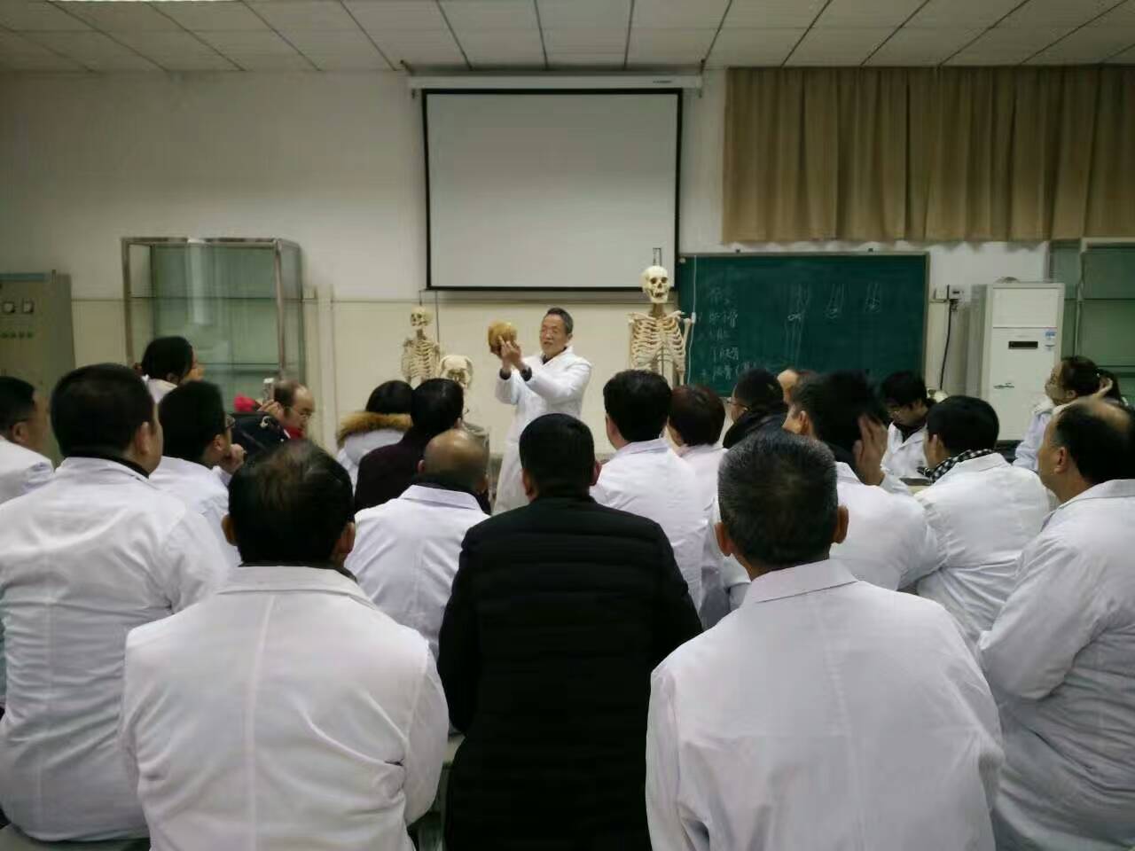 北京天民针刀医学研究院第二十届针刀整体松解术解剖班